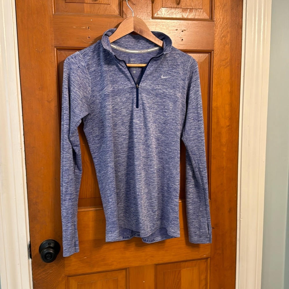 Nike running drills fit shirt size large